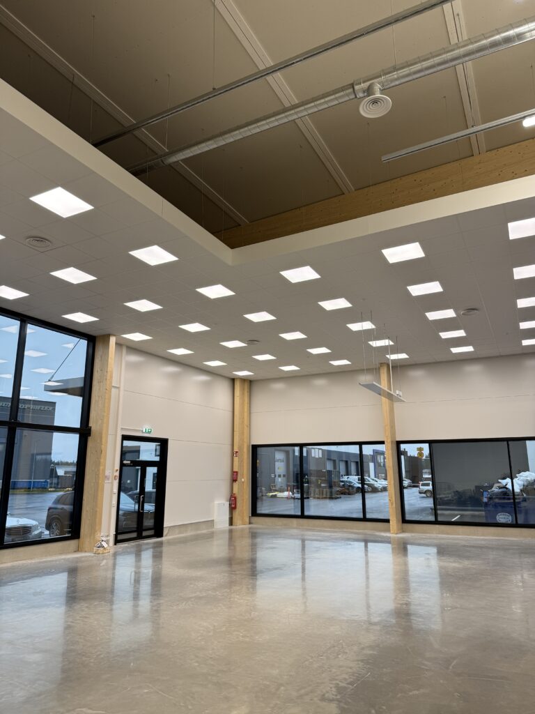 KL Parts Oy myymälä