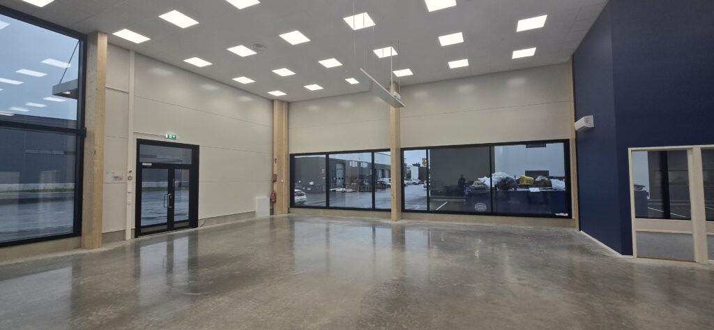 KL Parts Oy myymälätila